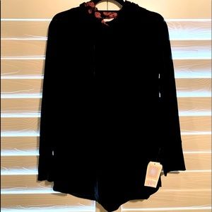 LuLaRoe Black Amber with pumpkin 🎃 in hood,  sz large,  euc